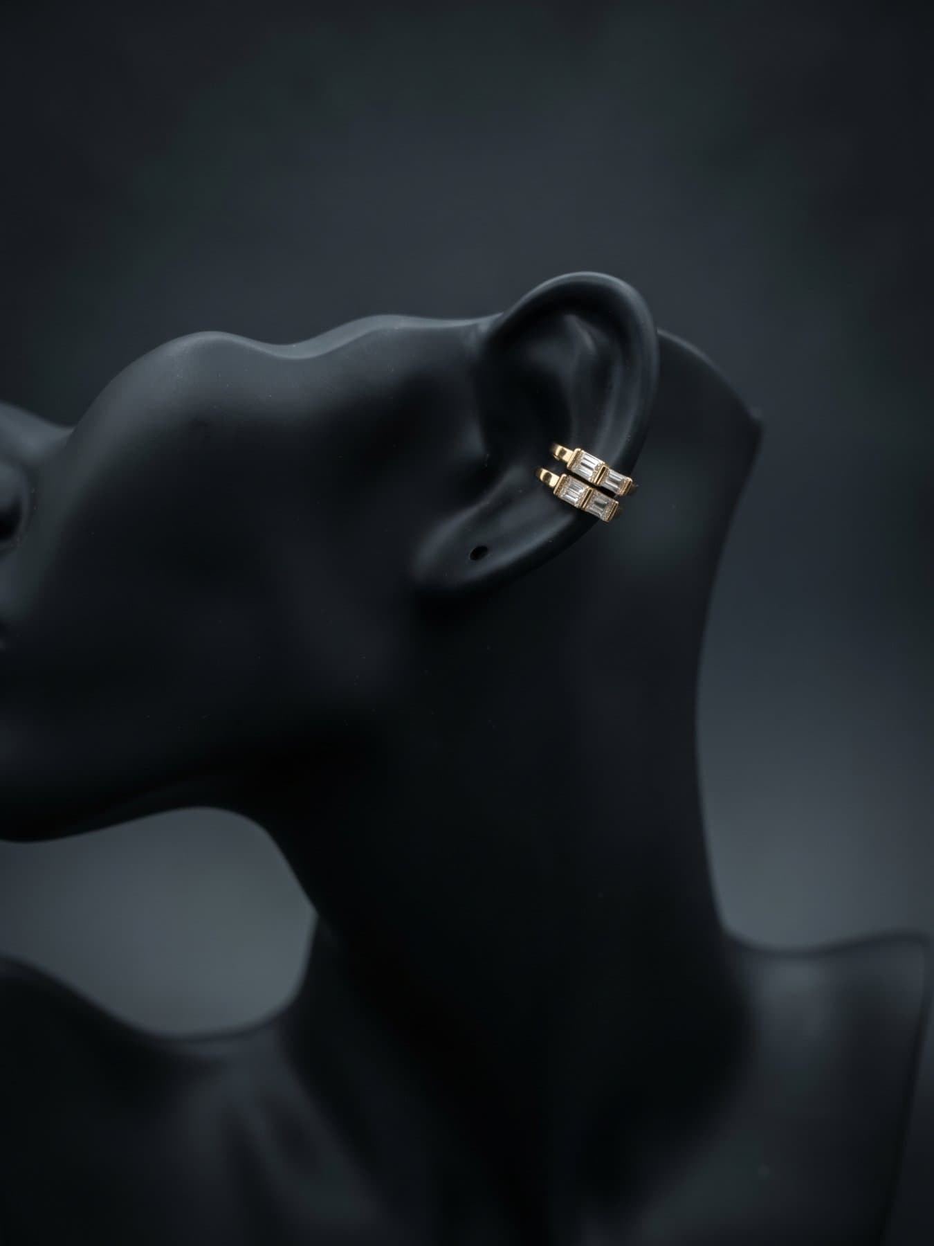 EarCuff dorado con plateado rectangular