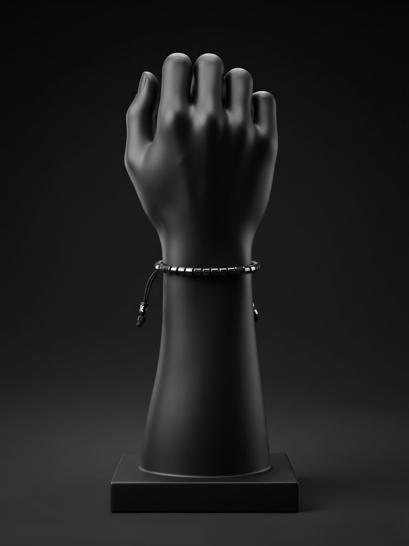 Pulsera de caballero negra con circulos delgados
